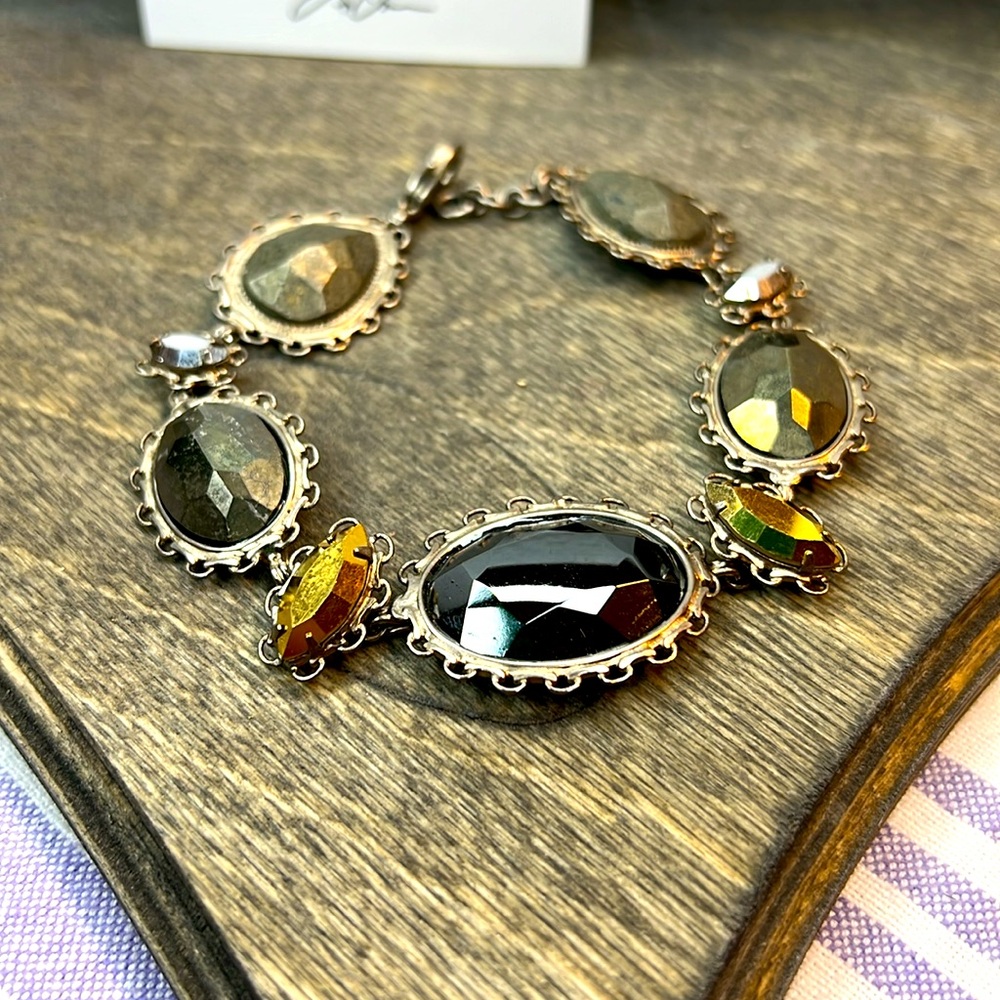 Sorrelli Iridescent Hematite and Olive Glass Stone Bracelet